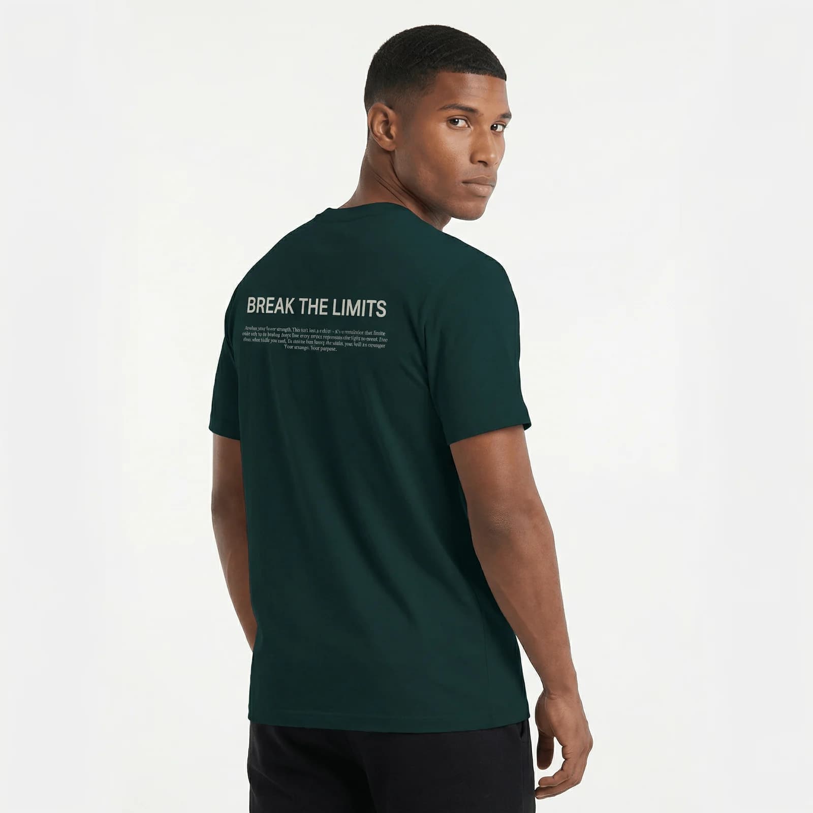 Camiseta P25 - Verde — en uso